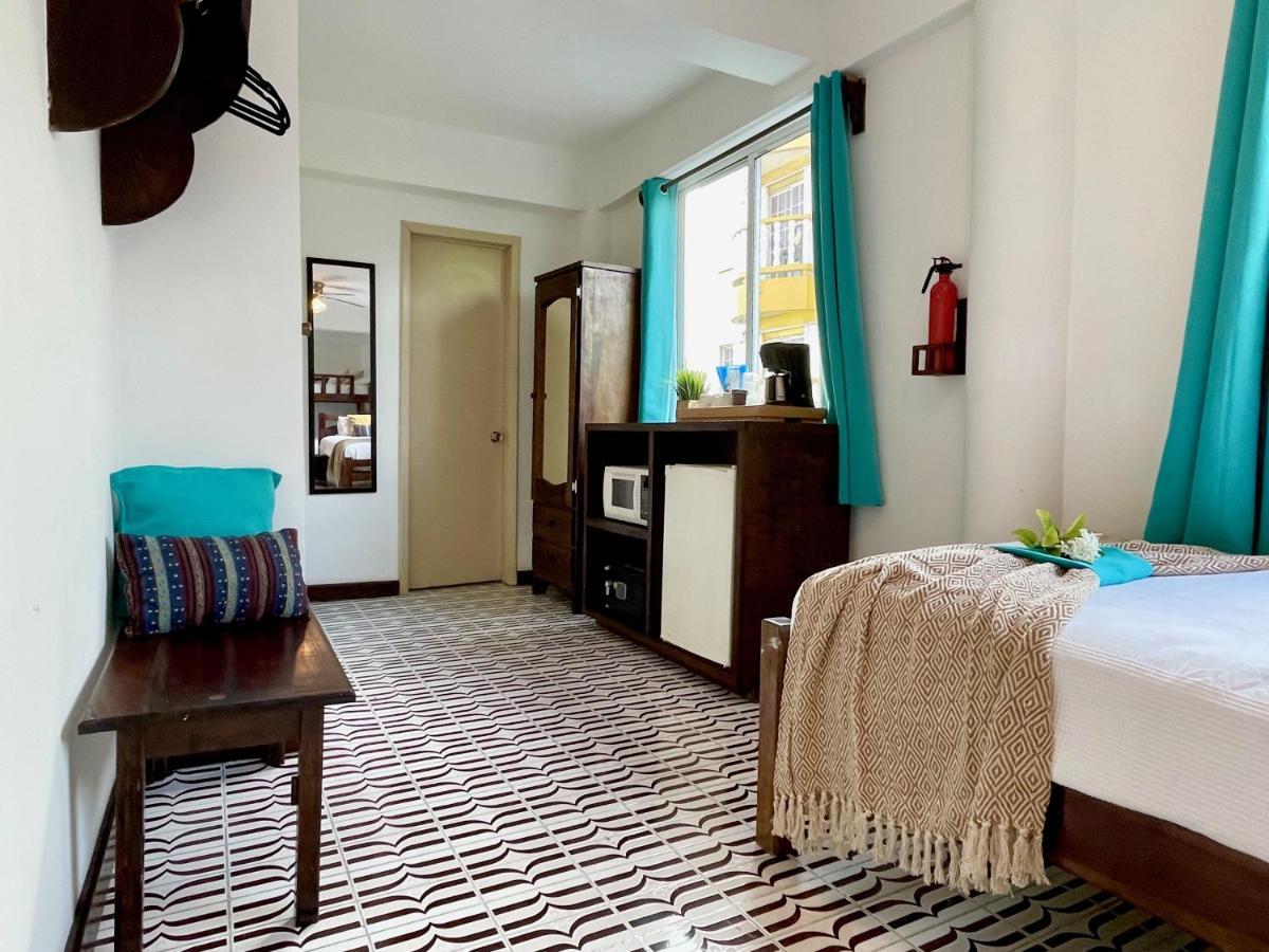 Parham Plaza Hotel San Pedro  Exteriör bild